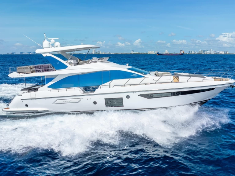 Pronajmout si Azimut 72 Flybridge v Miami