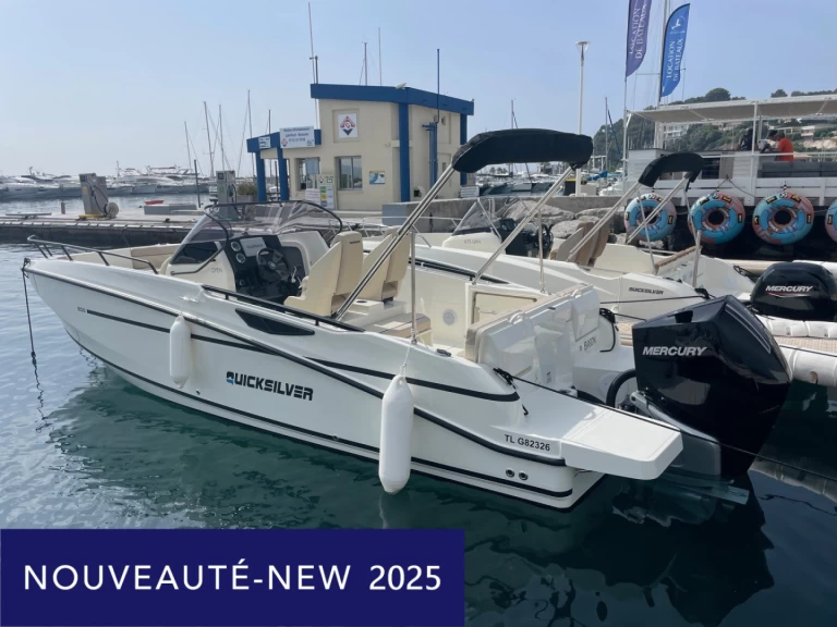 Pronájem lodi Cavalaire-sur-Mer lákavé ceny QUICKSILVER 805