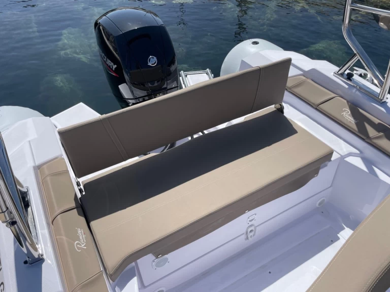 Pronájem lodi Cavalaire-sur-Mer lákavé ceny Cayman 21 Sport