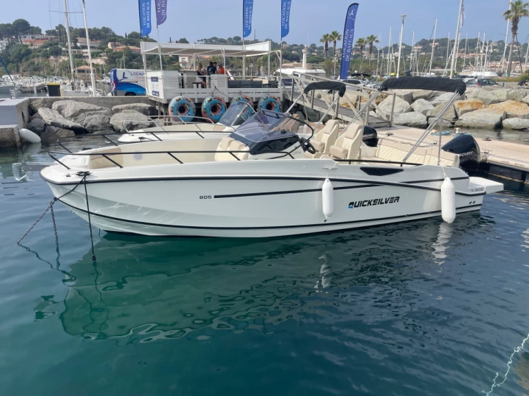 Pronajmout si Quicksilver QUICKSILVER 805 v Cavalaire-sur-Mer