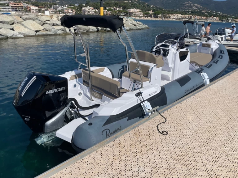 Pronájem lodi Ranieri Cayman 26 Sport Touring v Cavalaire-sur-Mer na Samboatu