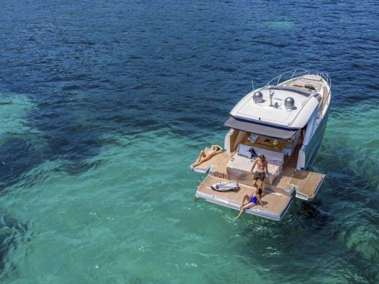 Pronájem lodi Jeanneau db 43 v Sorrento na Samboatu