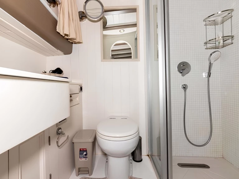 Pronájem Plachetnice  s licencí