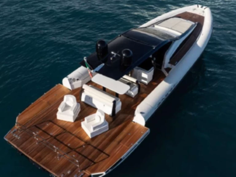 Pronájem lodi Portofino lákavé ceny 55