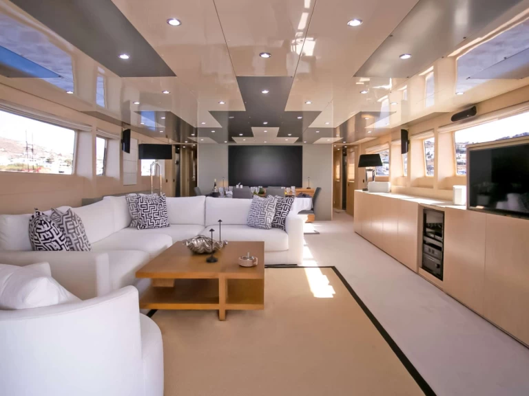 Jachta k pronájmu v Salamina za nejlepší cenu