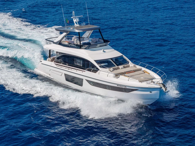 Pronájem lodi Riposto lákavé ceny SBK