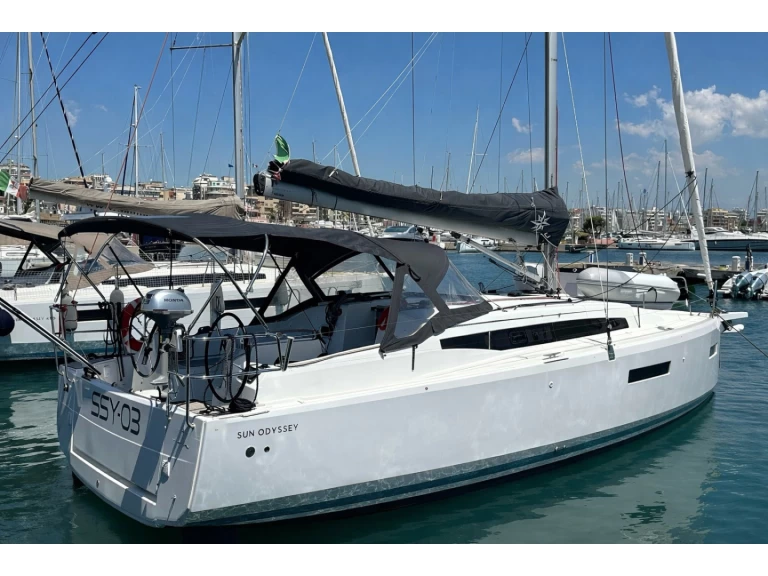 Pronájem Plachetnice v Nettuno -Jeanneau Sun Odyssey 380