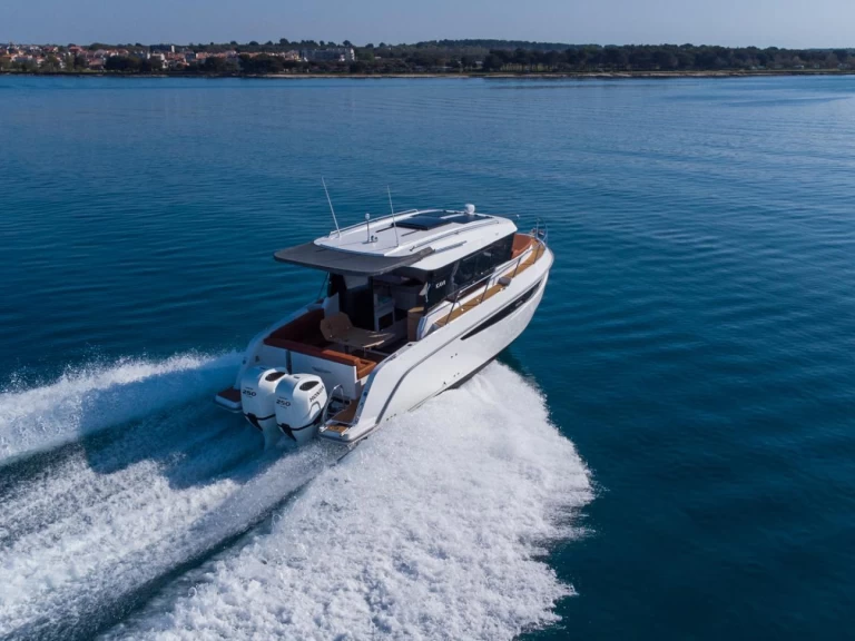 Pronájem Motorová loď v Pula -Kavi Yacht Kavi 9