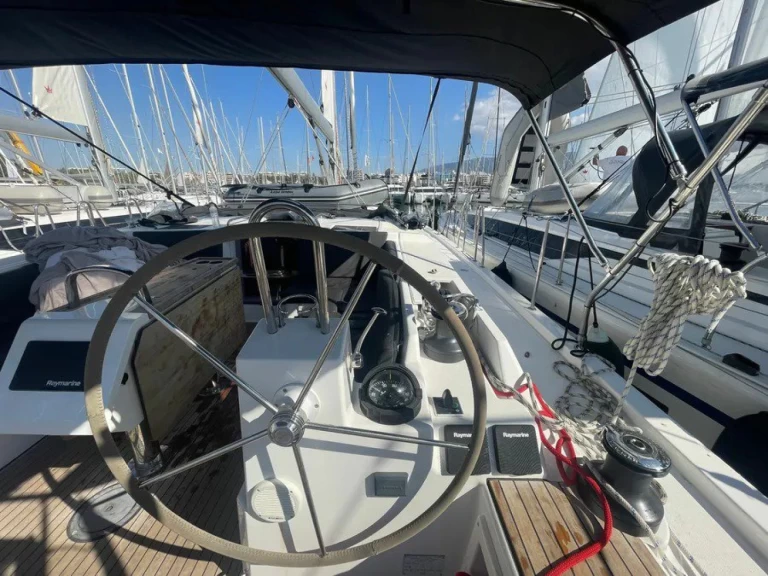 Pronájem lodi Bavaria Bavaria C45 v Alimos na Samboatu