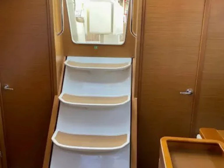 Pronájem lodi Jeanneau Sun Odyssey 440 v Paros (ostrov) na Samboatu