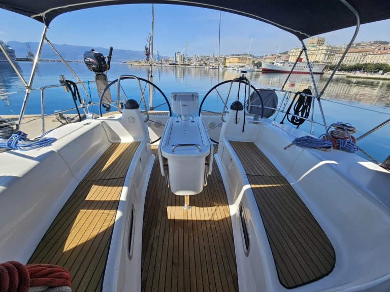 Pronájem Plachetnice Bavaria s licencí