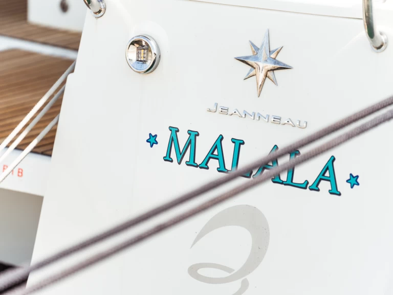 Pronájem Plachetnice Jeanneau s licencí