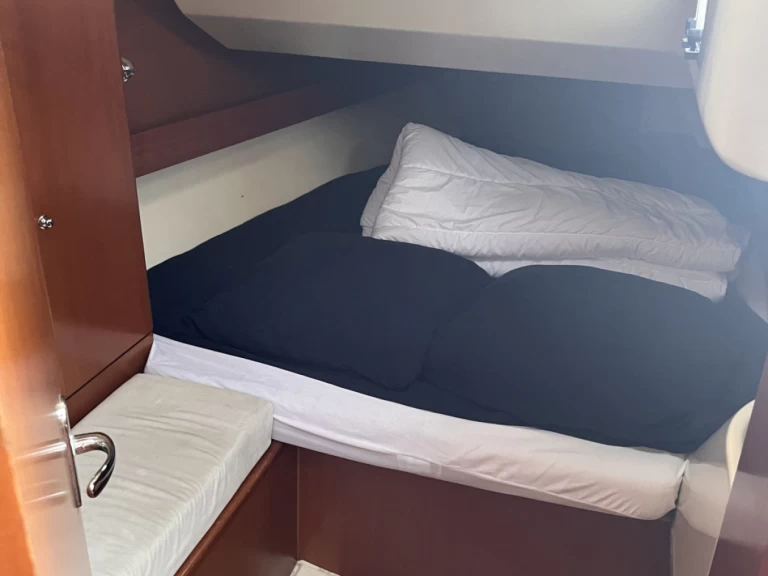 Pronájem lodi Dufour Dufour 44 Performance v Le Cap d'Agde na Samboatu