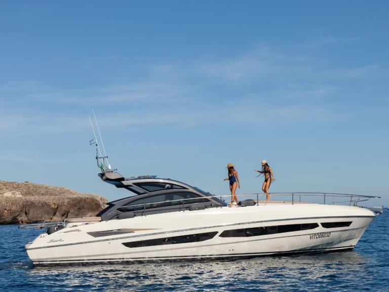 Fiart Fiart 4Seven jednotlivci a charterové společnosti v Salerno