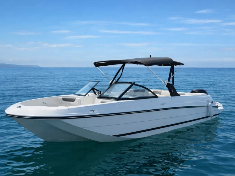 Pronájem Motorová loď v Antibes -Bayliner E7