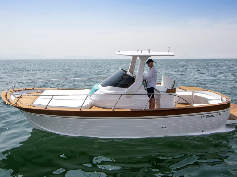 Pronájem lodi Mimi 8.5 WA v Sorrento na Samboatu