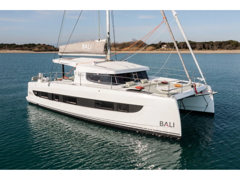 Pronájem lodi Bali Bali 4.0 NEW 2025 v Sant Antoni de Portmany na Samboatu