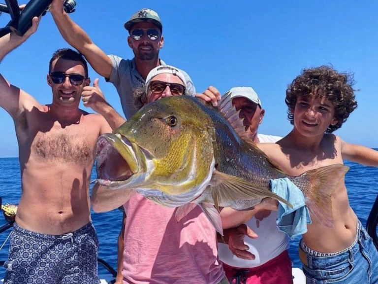 Pronajmout si Saver 33 Saver 33 sport v Marina di Portisco