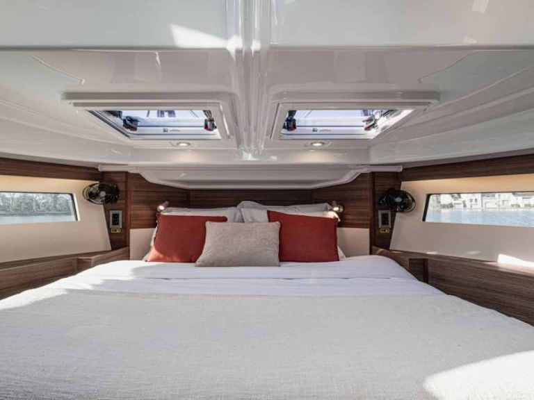 Pronájem Motorová loď Le Boat s licencí