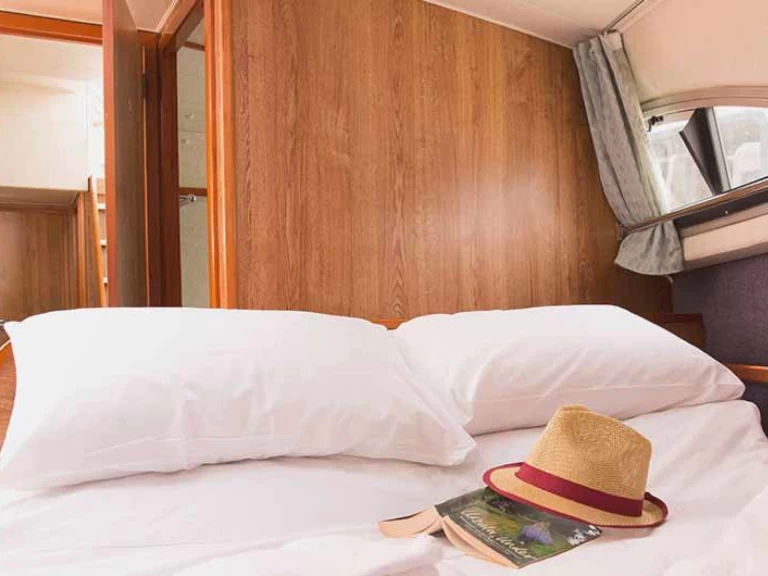 Pronájem lodi Rheinsberg lákavé ceny Clipper