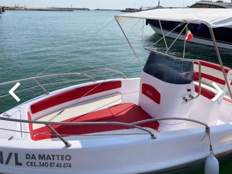 Pronajmout si Blumax open 19 v Vieste