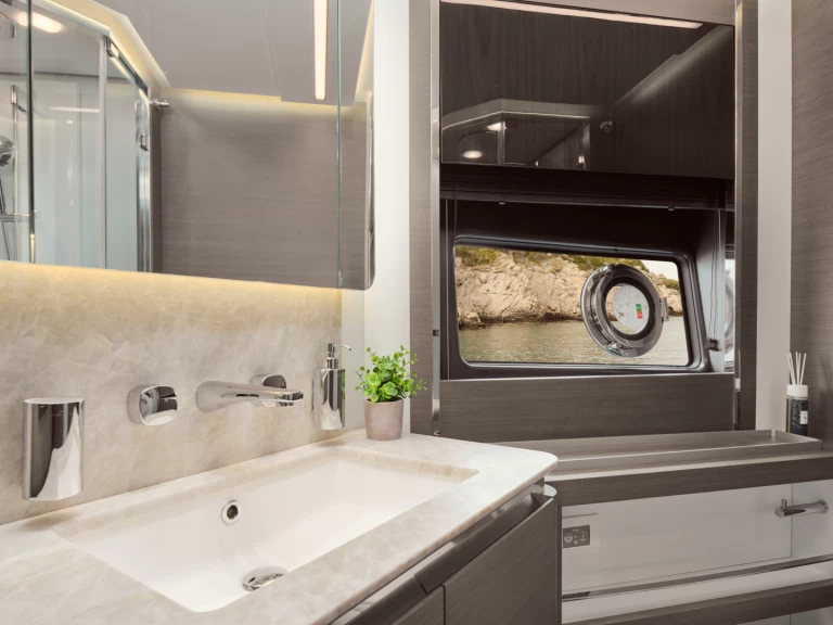 Pronájem Jachta v Donji Seget -Azimut Azimut S8