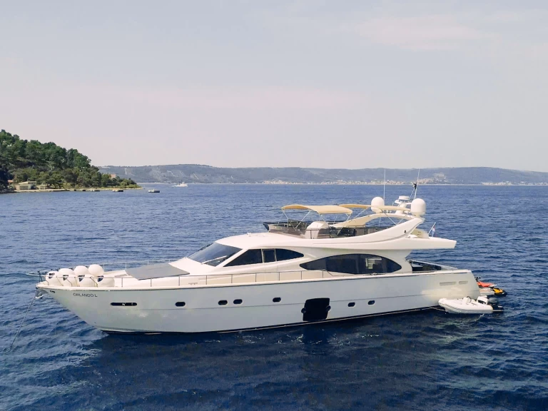 Ferretti Ferretti 780 jednotlivci a charterové společnosti v Split