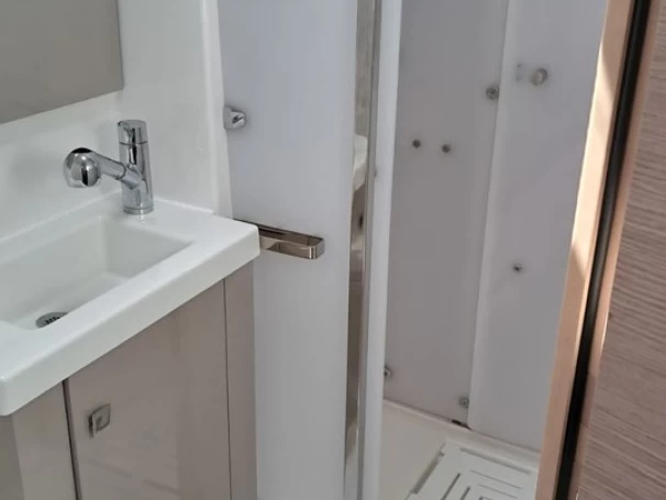 Pronajmout si Fountaine Pajot Astrea 42 v Propriano