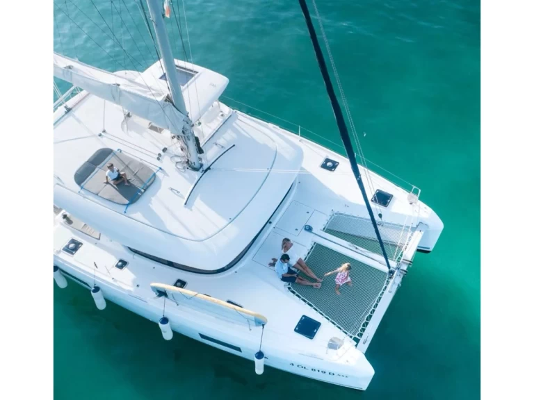 Pronájem lodi Lagoon Lagoon 42 v Cugnana Verde na Samboatu