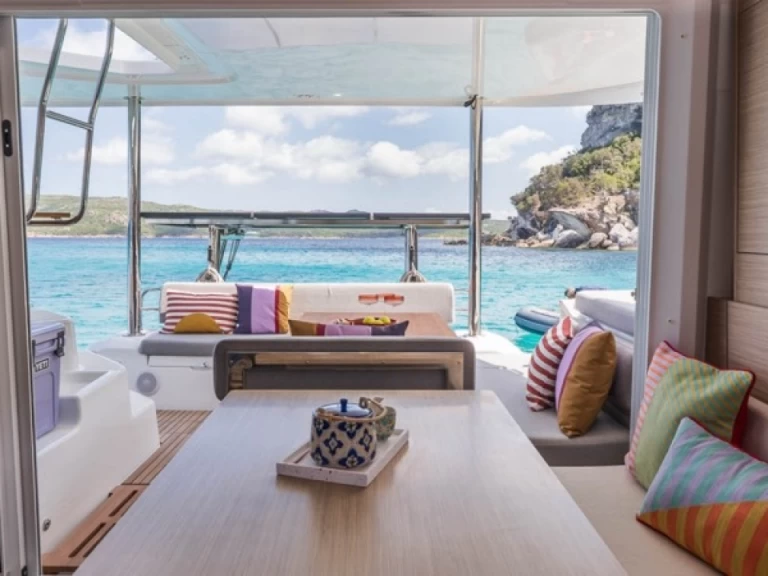 Lagoon Lagoon 38 - 4cab jednotlivci a charterové společnosti v Cugnana Verde