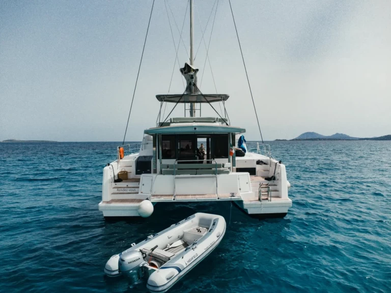 Pronajmout si Bali Bali 4.6 2024 v Olbia