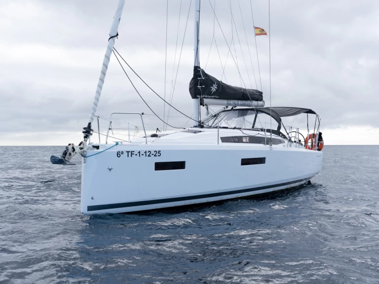Pronájem lodi Jeanneau Sun Odyssey 380 v San Miguel De Abona na Samboatu
