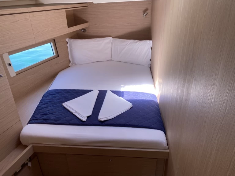 Pronájem lodi Bénéteau Oceanis 51.1 v Salerno na Samboatu