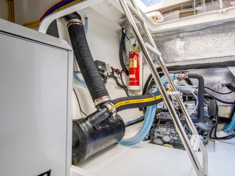 Pronájem lodi Cogolin lákavé ceny Leopard 46PC[G]