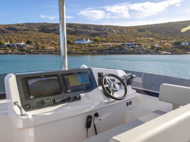 Pronájem lodi Leopard Leopard 46PC[G] v Cogolin na Samboatu