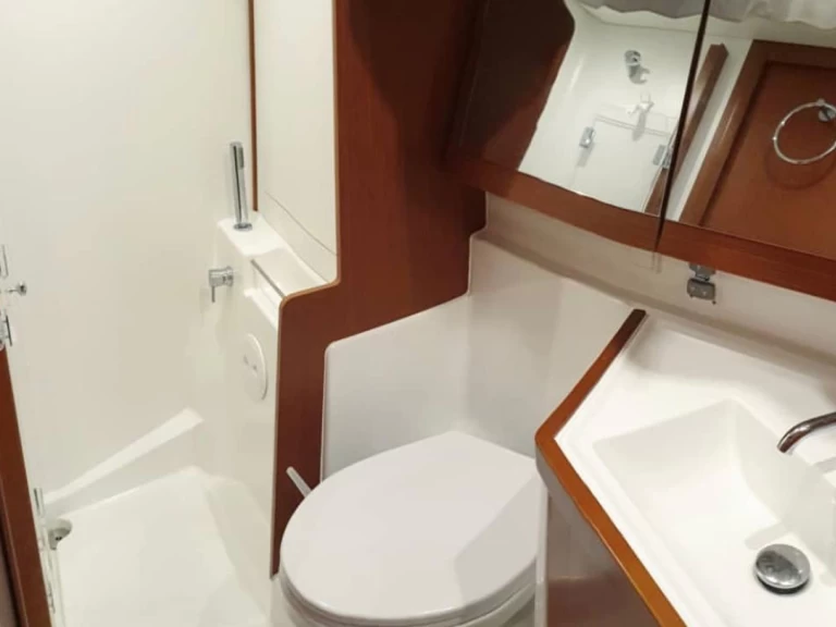 Pronájem Plachetnice v San Miguel De Abona -Bénéteau Oceanis 45