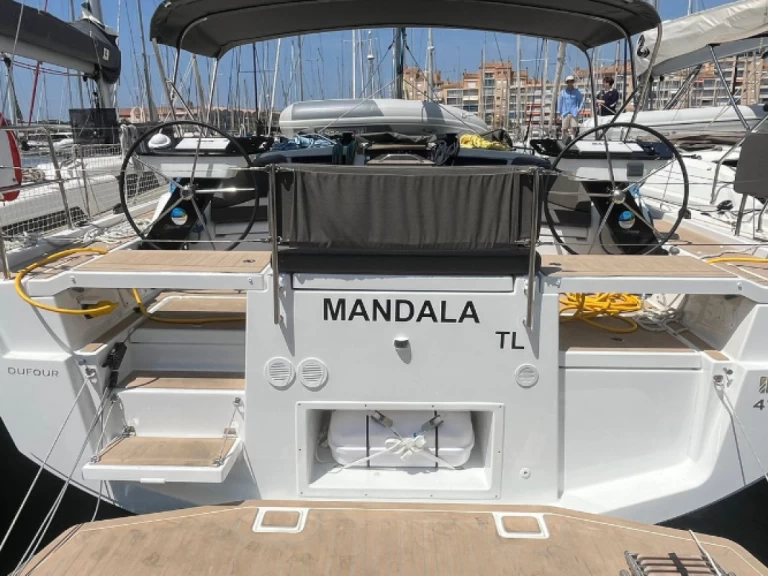 Plachetnice k pronájmu v Hyeres za nejlepší cenu