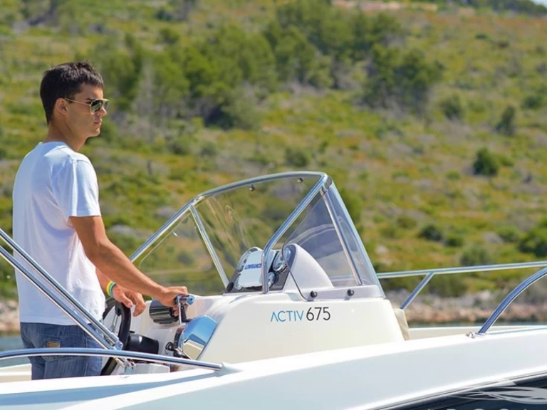 Pronájem lodi Quicksilver Quicksilver 675 Activ Open v Trogir na Samboatu