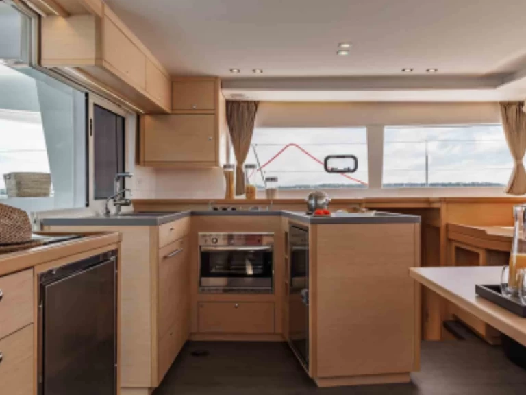 Pronájem Katamarán v Portofino -Lagoon Lagoon 450 F