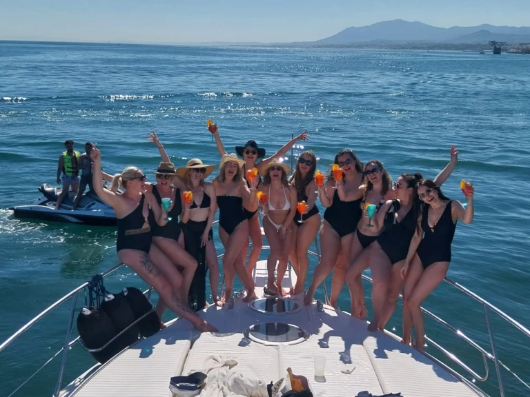 Pronájem jachty v Marbella -Doqueve Majestic na Samboatu