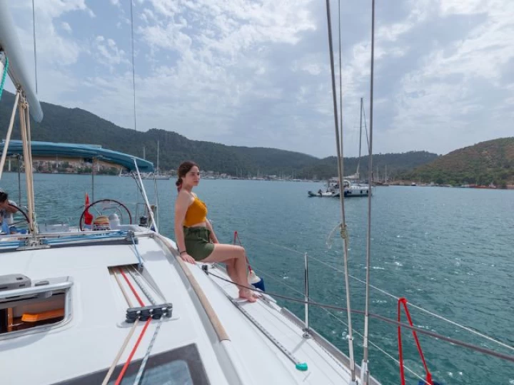 Pronájem lodi Bénéteau Beneteau Oceanis 40 Cansum v Fethiye na Samboatu