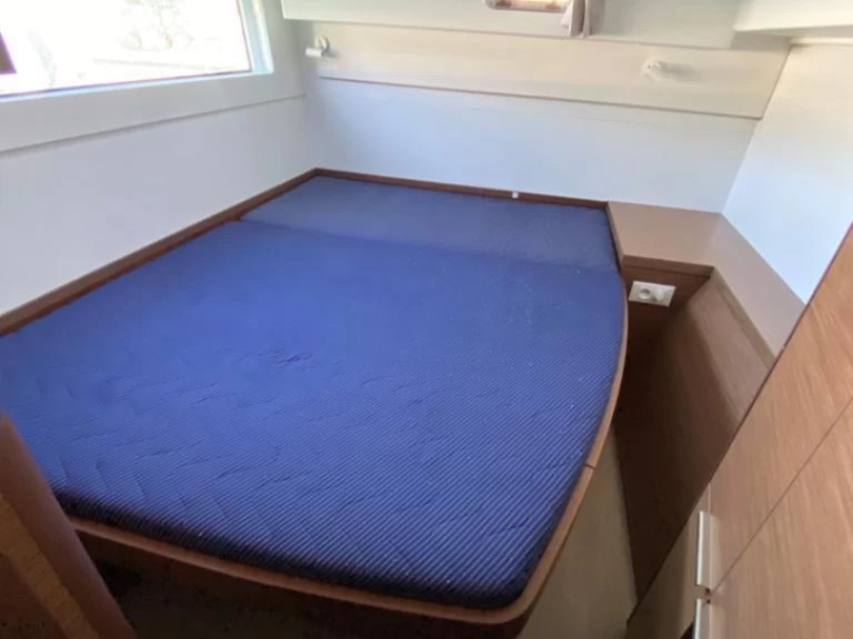 Pronajmout si Lagoon Lagoon 40 v Capo d'Orlando