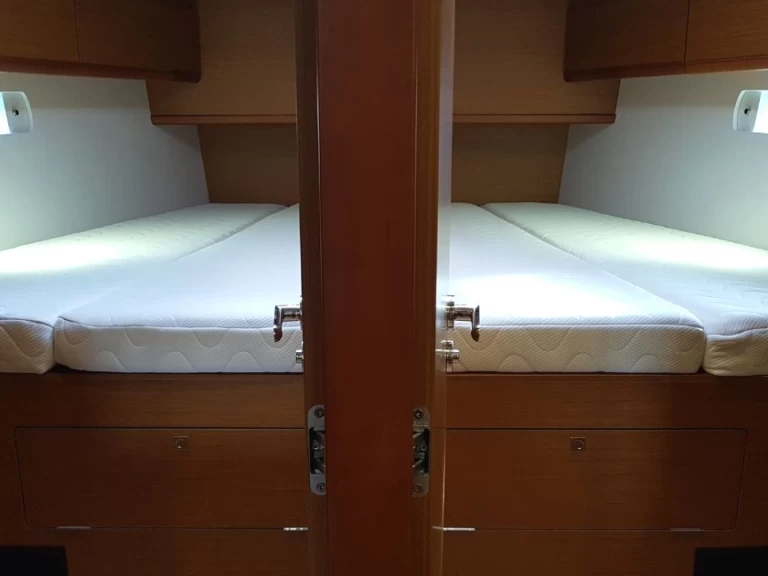 Pronájem lodi Jeanneau Sun Odyssey 519[G] v Pýlos na Samboatu