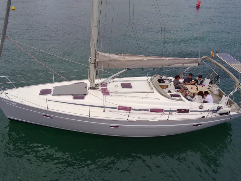 Bavaria Bavaria 40 Cruiser jednotlivci a charterové společnosti v Palma de Mallorca