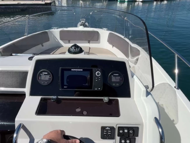 Pronájem Motorová loď v Marseille -Jeanneau Cap Camarat 7.5 CC Serie 2