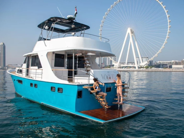 Hatteras 64ft jednotlivci a charterové společnosti v Dubai Marina