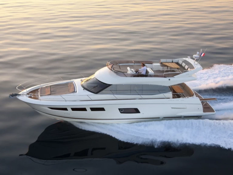 Pronájem jachty v Saint-Tropez -Sunseeker Sunseeker 60 na Samboatu