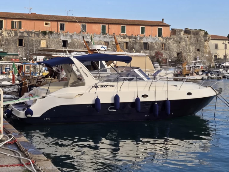 Mano Marine Mano Marine 28.50 jednotlivci a charterové společnosti v Portoferraio