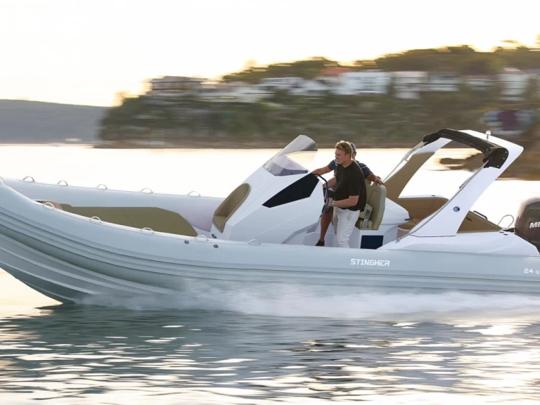 Pronájem lodi Italboats Stinger 24 gt v Skiathos na Samboatu