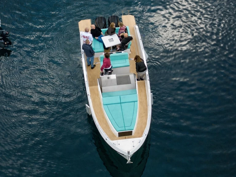 Pronájem lodi Ibiza Town lákavé ceny kalon 29